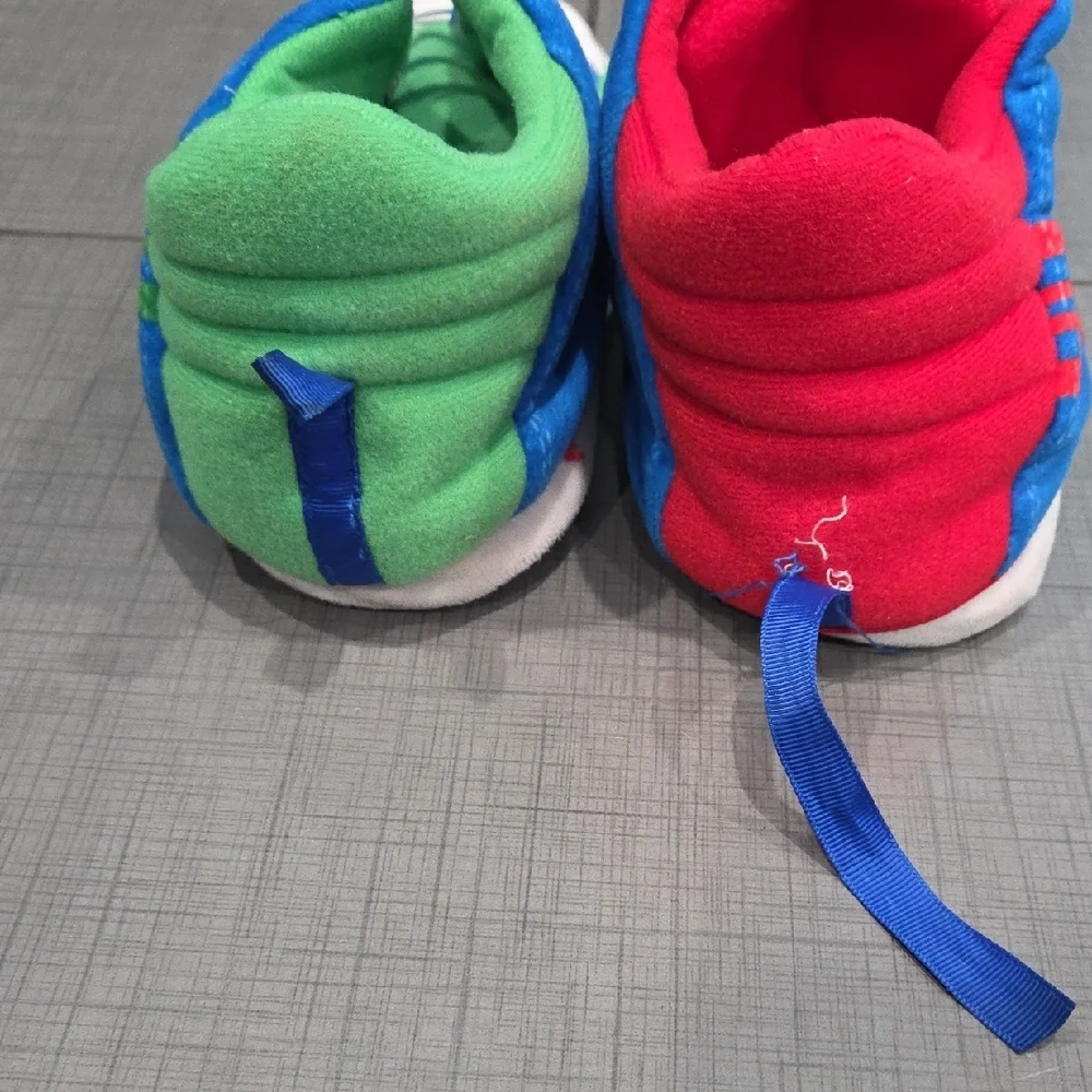 Super Msrio Nintendo Kids Slippers 2/3
